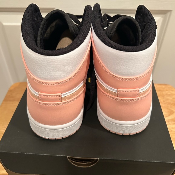 The Air Jordan 1 Mid 'Crimson Tint' - Picture 2 of 7